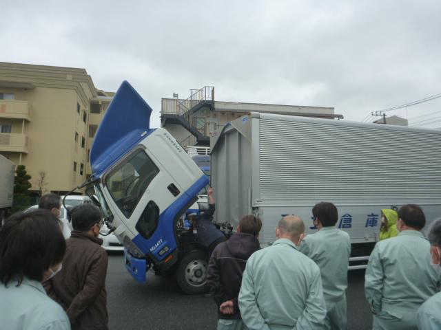 安全講習会（トラック日常点検）